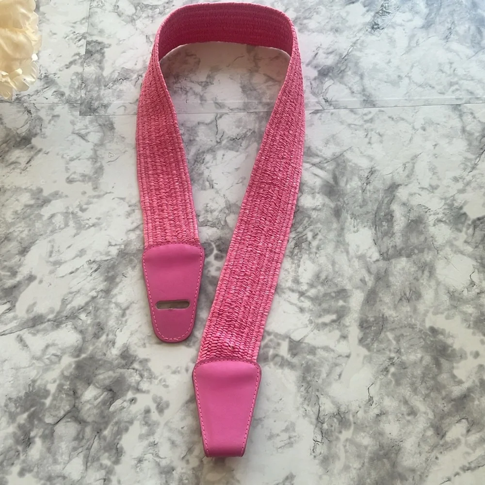 80’s BARBIECORE pink stretchy belt size medium with leather tags